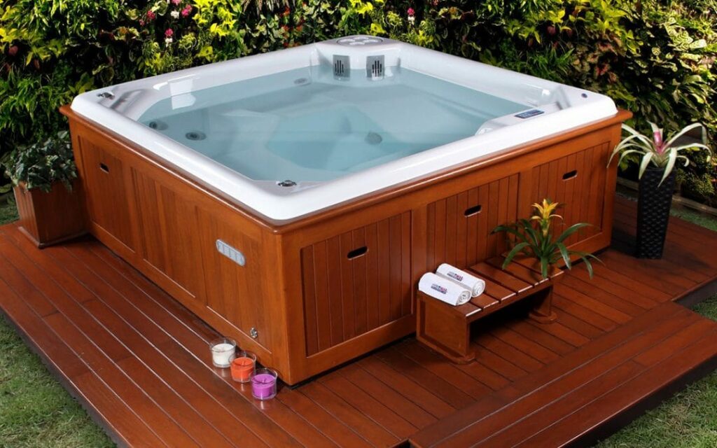 Jacuzzi exterior