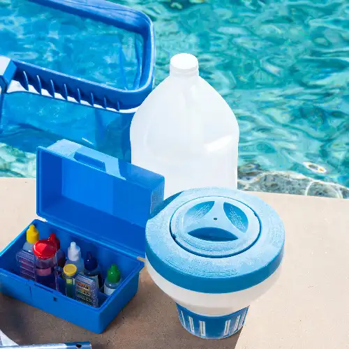 Productos químicos para la piscina